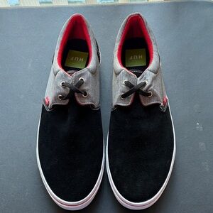 HUF Men's Black and Gray Sneakers with Red Accents Size 11